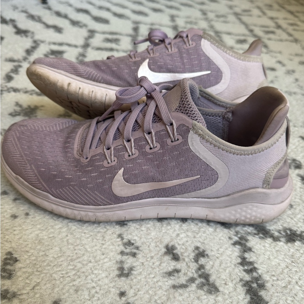 Nike Women's Lavender Athletic Shoes
